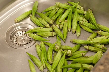 طرز تهیه ترشی بامیه 1