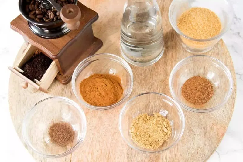 مواد لازم برای تهیه اسپایسی 1