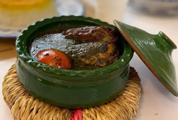 چگونه مرغ ترش تهرانی خوشمزه و جا افتاده بپزیم؟