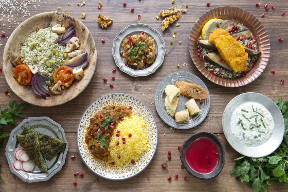 لیست 30 غذا برای مهمانی شام از غذاهای خورشتی تا غذاهای سریع با فر
